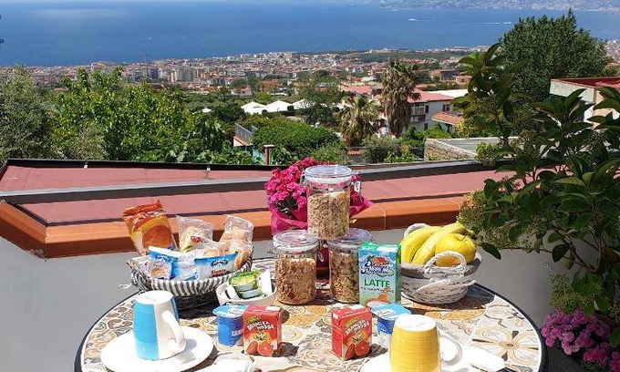 Ercolano Bed & Breakfast | 20 m² Bed and breakfast ∙ 3 guests