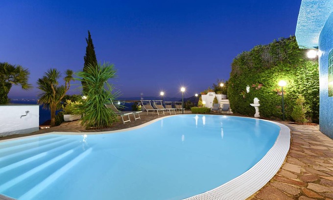 Priora Villa | 210 m² Villa ∙ 5 bedrooms ∙ 12 guests