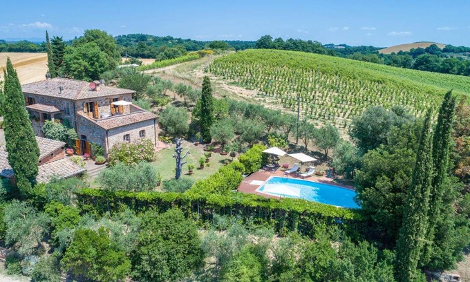 Trequanda Villa | 243 m² Villa ∙ 3 bedrooms ∙ 6 guests