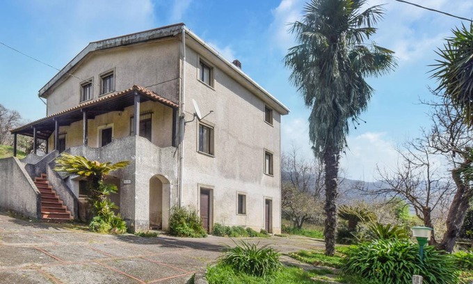 Cetraro House | 250 m² House ∙ 4 bedrooms ∙ 6 guests