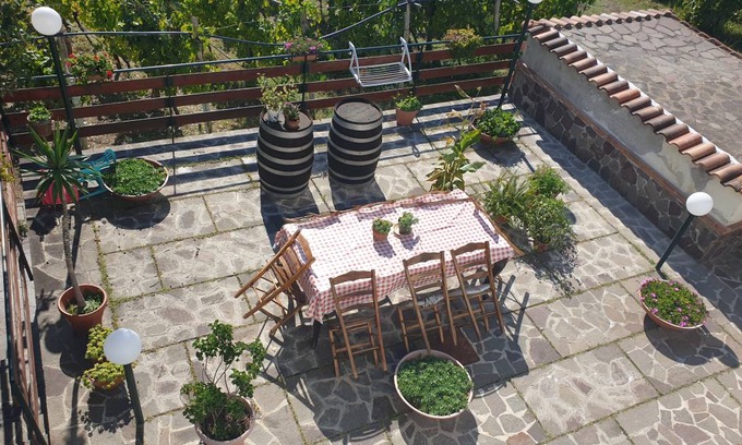 Boscotrecase Villa | 250 m² Villa ∙ 4 bedrooms ∙ 7 guests