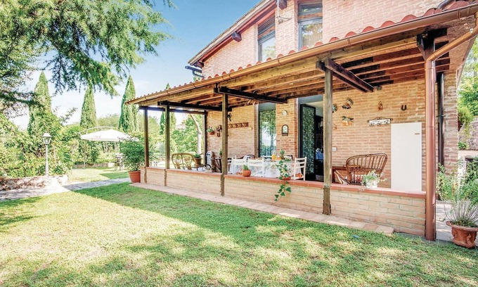 Sovicille House | 3 bedroom gorgeous home in Sovicille SI