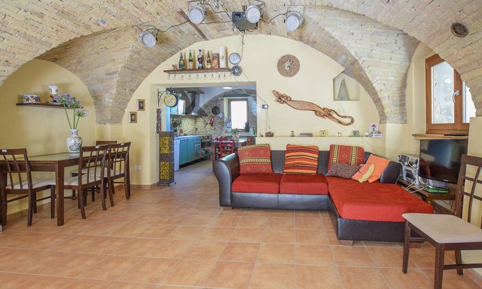 Castilenti Apartment | 300 m² Apartment ∙ 3 bedrooms ∙ 10 guests