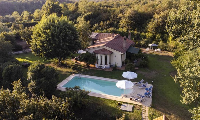 Capranica Villa | 300 m² Villa ∙ 4 bedrooms ∙ 8 guests