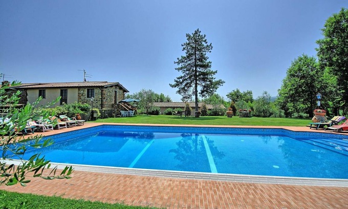 Cavriglia Villa | 300 m² Villa ∙ 4 bedrooms ∙ 12 guests