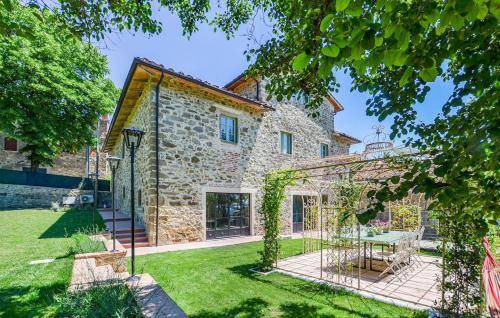 Capolona Villa | 300 m² Villa ∙ 4 bedrooms ∙ 12 guests