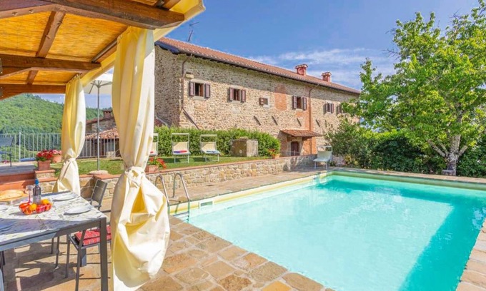 Ortignano Villa | 320 m² Villa ∙ 4 bedrooms ∙ 8 guests