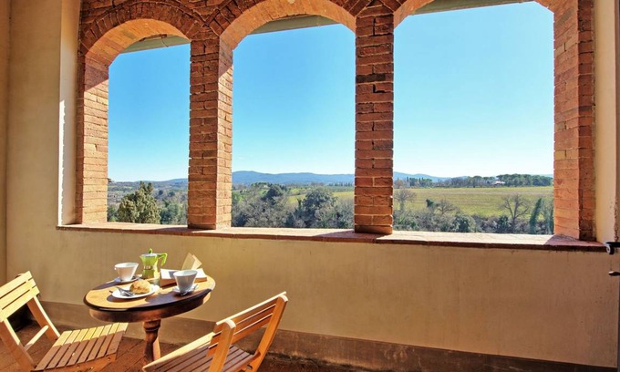 Colle di Val d'Elsa Apartment | 350 m² Apartment ∙ 3 bedrooms ∙ 6 guests