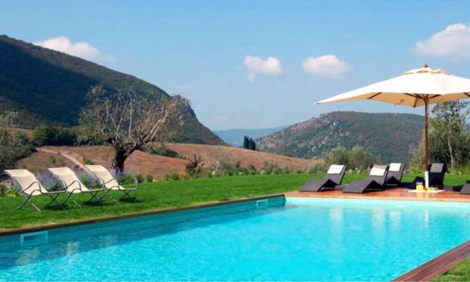Montelaguardia Villa | 350 m² Villa ∙ 6 bedrooms ∙ 12 guests