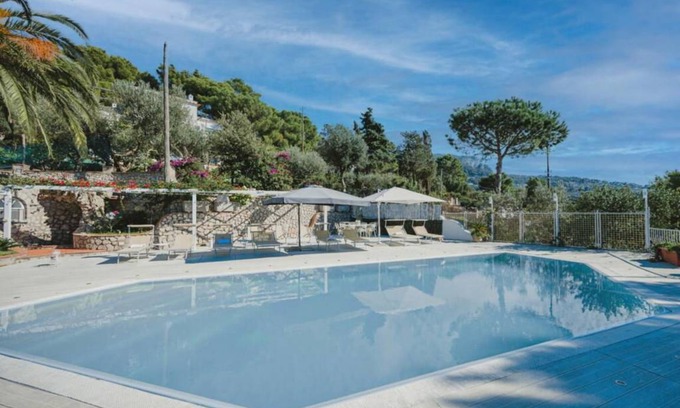 Anacapri Villa | 389 m² Villa ∙ 8 bedrooms ∙ 16 guests