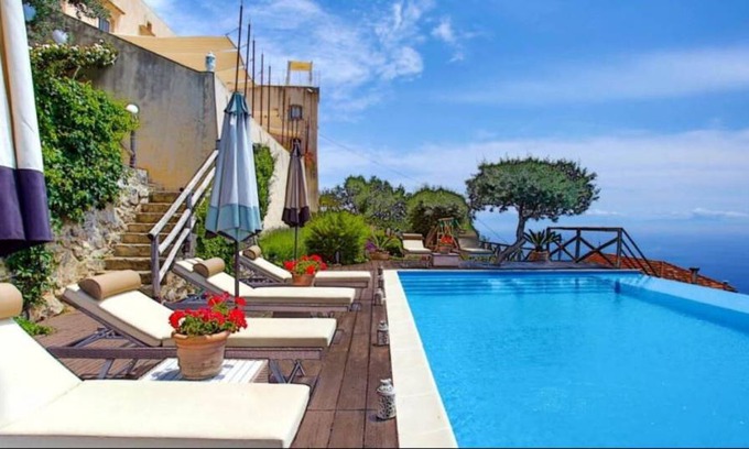 San Michele Villa | 390 m² Villa ∙ 5 bedrooms ∙ 10 guests