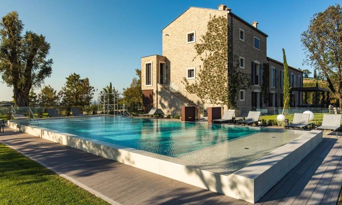 Varignana Villa | 400 m² Villa ∙ 7 bedrooms ∙ 12 guests