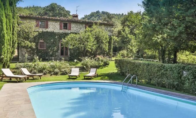 Pieve Santo Stefano Villa | 400 m² Villa ∙ 7 bedrooms ∙ 14 guests