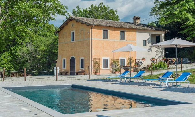Spoleto Villa | 450 m² Villa ∙ 7 bedrooms ∙ 16 guests