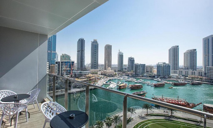 Dubai Marina Apartment | 5 star Sparkle Tower by Swarovski, Dubai Marina