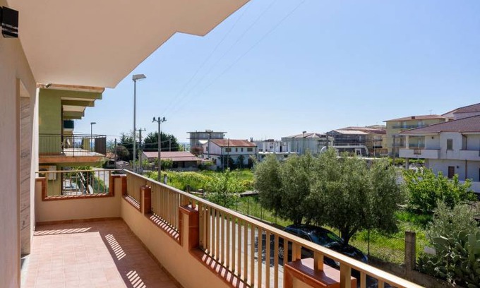 Strongoli Apartment | 50 m² Apartment ∙ 2 bedrooms ∙ 4 guests