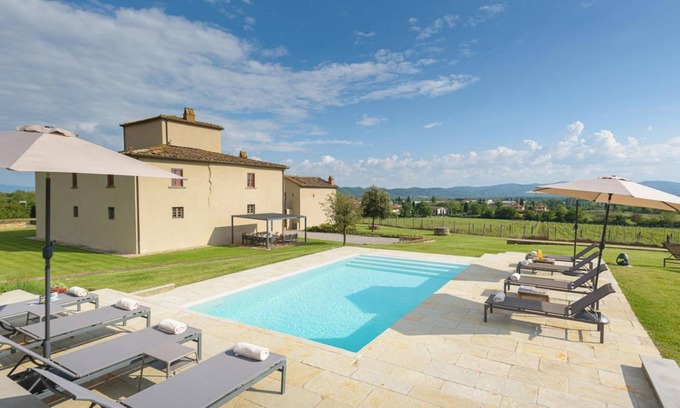 Castiglion Fibocchi Villa | 500 m² Villa ∙ 6 bedrooms ∙ 12 guests
