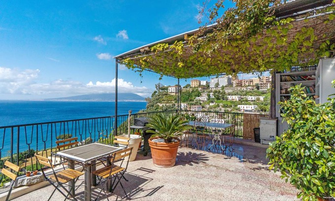Seiano Villa | 500 m² Villa ∙ 5 bedrooms ∙ 16 guests