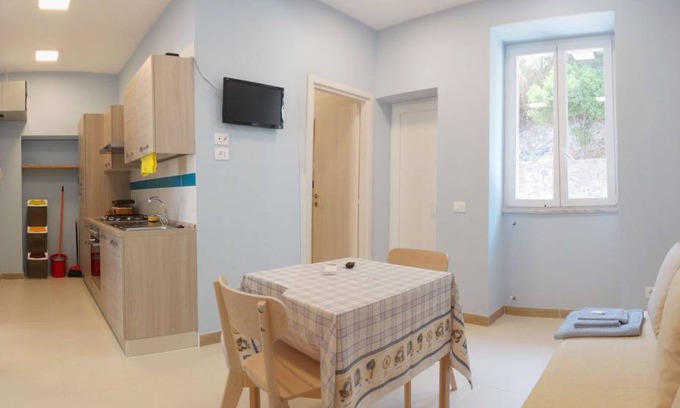 Ischia Porto Apartment | 56 m² Apartment ∙ 2 bedrooms ∙ 4 guests