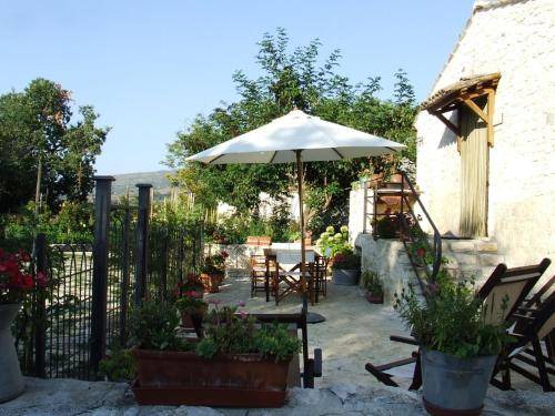 Abbateggio Apartment | 60 m² Apartment ∙ 1 bedroom ∙ 2 guests
