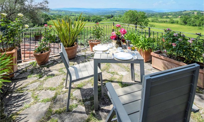 Semproniano Apartment | 60 m² Apartment ∙ 2 bedrooms ∙ 4 guests