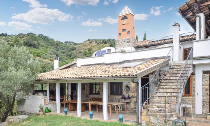 Petrizzi House | 600 m² House ∙ 7 bedrooms ∙ 20 guests