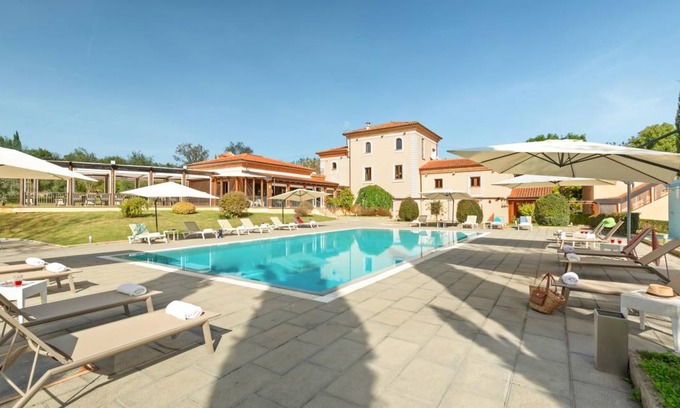 Pontecorvo Villa | 620 m² Villa ∙ 11 bedrooms ∙ 20 guests