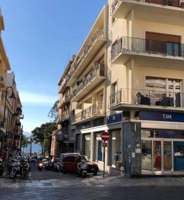 Reggio Calabria Bed & Breakfast | 65 m² Bed and breakfast ∙ 2 bedrooms ∙ 6 guests
