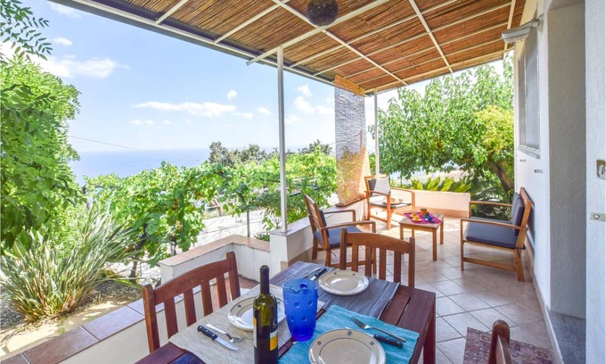 Copanello House | 85 m² House ∙ 2 bedrooms ∙ 4 guests