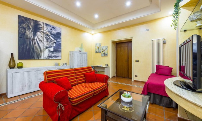 Naples City Centre Apartment | 90 m² Apartment ∙ 1 bedroom ∙ 4 guests
