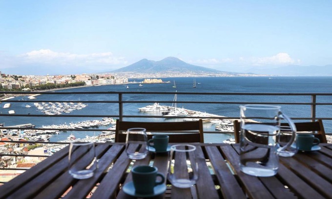 Mergellina Apartment | 90 m² Apartment ∙ 2 bedrooms ∙ 6 guests