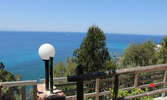 Santa Maria House | 90 m² House ∙ 2 bedrooms ∙ 6 guests