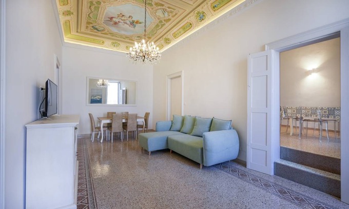Old Town Cisternino House | 90 m² House ∙ 2 bedrooms ∙ 5 guests