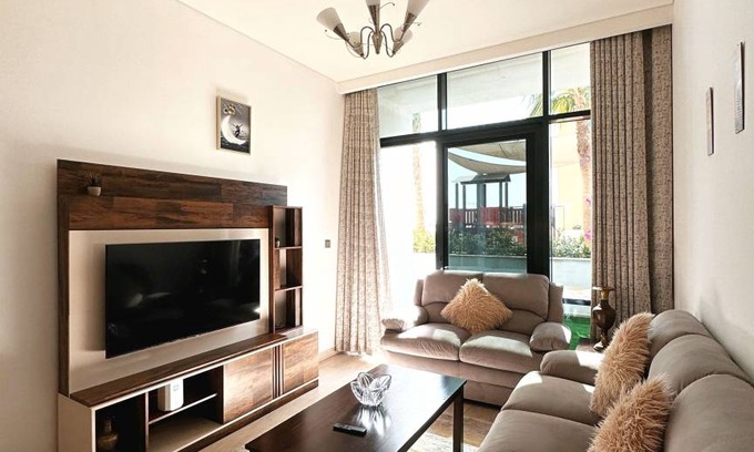 Dubai Apartment | 95 m² Apartment ∙ 2 bedrooms ∙ 5 guests