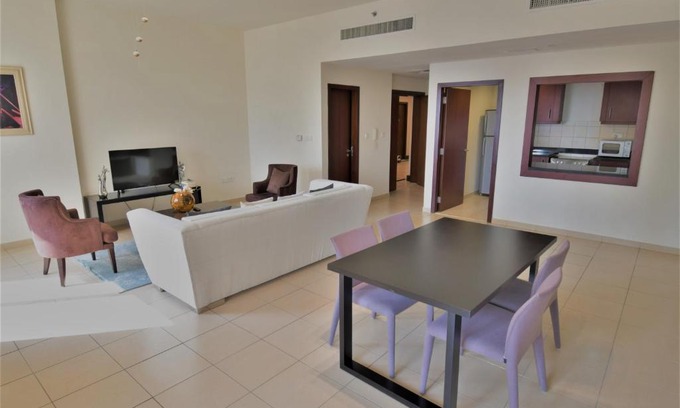Dubai Marina Apartment | Al Mashreq 1BR Rimal 1, Panoramic Marina View