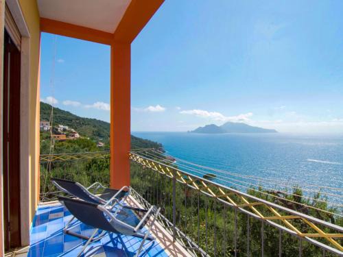 Conca Verde Apartment | Apartment Giardino Caprese by Interhome