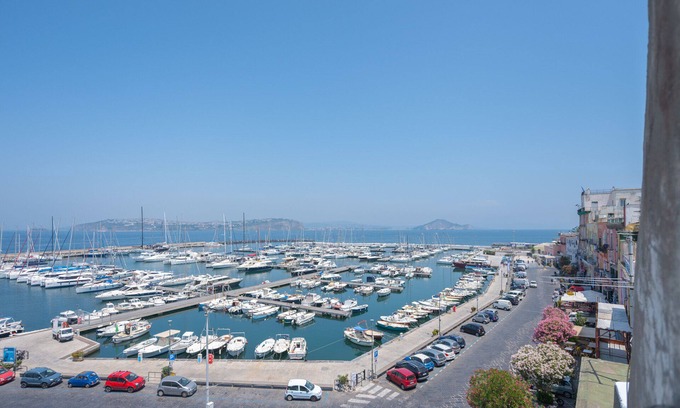 Procida Bed & Breakfast | Aria Rooms