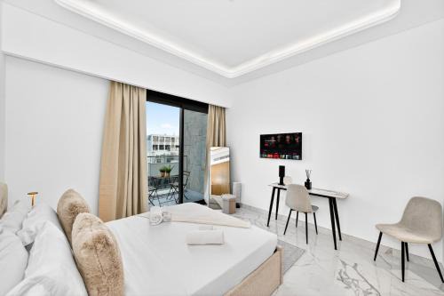 Nad Al Sheba Apartment | Azizi Riviera Gateway - Highest Floor Superior Apartment