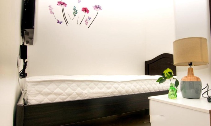 Al Sufouh 2 House | Beautiful Cozy Room in Dubai Marina For one Man 406.10