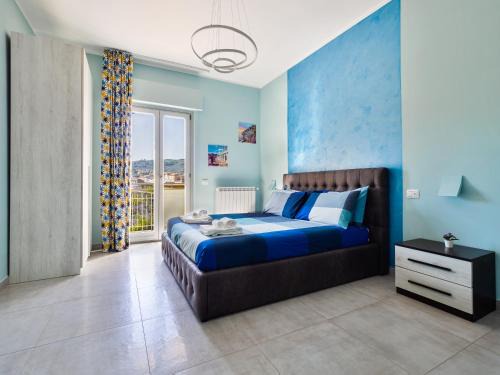 Meta Apartment | Blue Sky Sorrento Apartment FREE PARKING