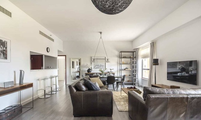 Dubai Marina Apartment | Bright and Stylish 1BR in JBR with Dubai Eye view!