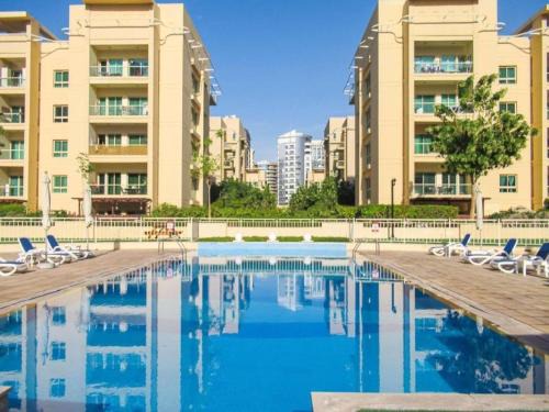 The Greens Apartment | Bright & Spacious 2BR Apartment | The Greens Community