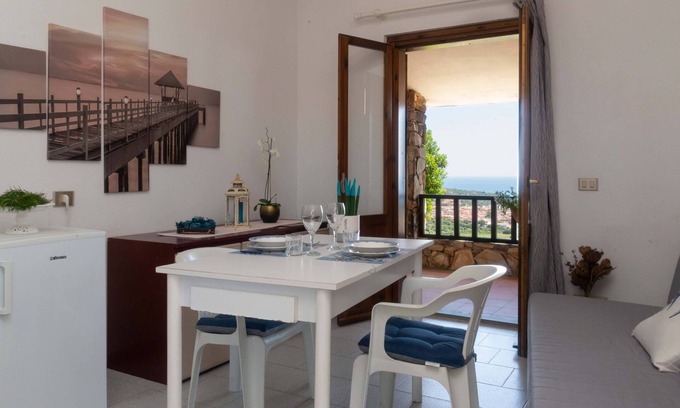 Luddui Apartment | Casa della Luna - One Bedroom Apartment, Sleeps 3