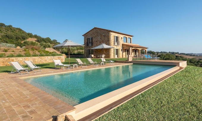 Manciano Villa | CASALE GROTTINI 8, Emma Villas