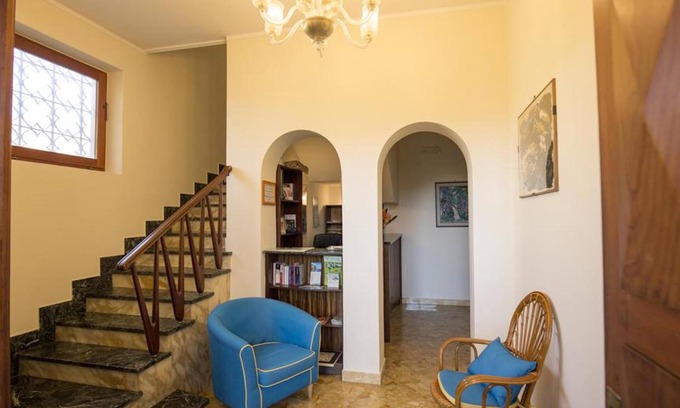 Sorrento City Centre Apartment | Comfortable apartment 4 in Villa Rosa Sorrento