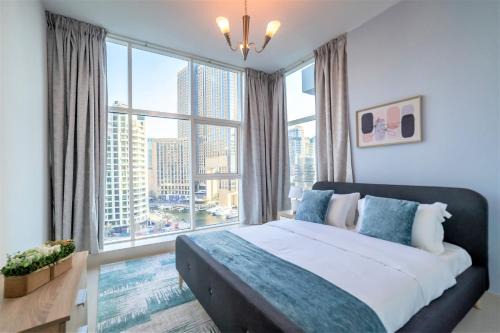 Dubai Marina Apartment | Continental Tower, Dubai Marina - Luton Vacation Homes