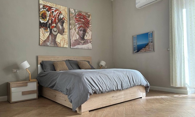 Montecalvario Apartment | Correra Charme is an apartment 5 minutes from Piazza Dante