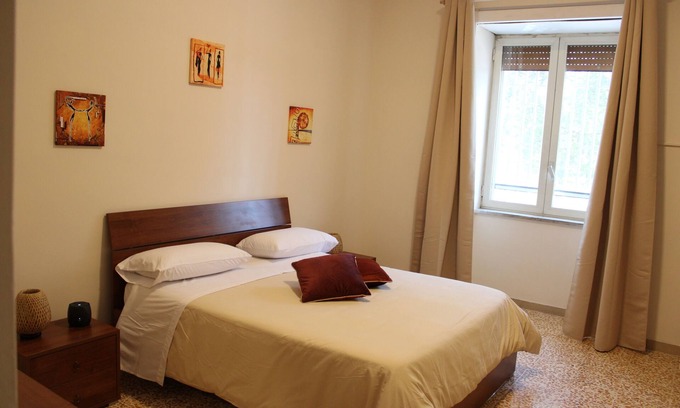 Naples House | Cozy Holiday Home a stone's throw from Naples International Airport