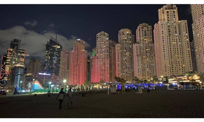 Jumeirah Lake Towers Condo | Cozy Master Bedroom in the heart of Dubai Marina