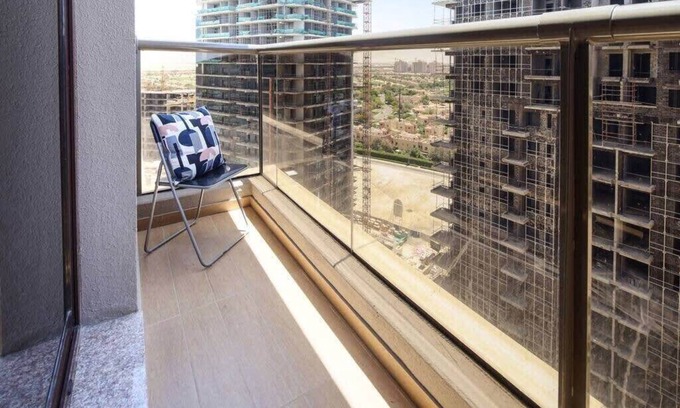 Dubai Sports City Apartment | Cozy Studio in Sports City!
